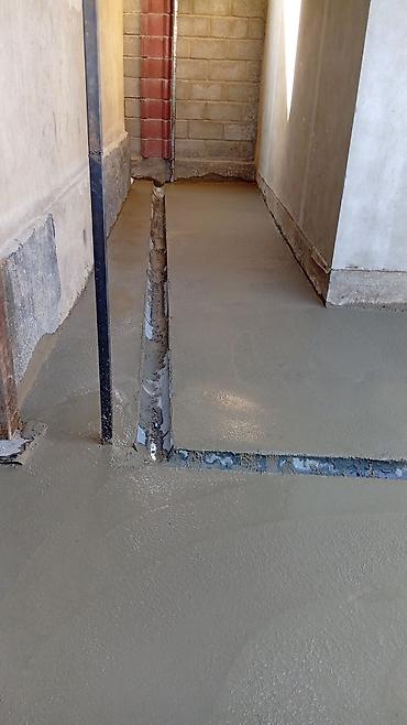 Бетонные работы: Бетонные полы и стяжка “под ключ” - Устройство монолитных бетонных — 5