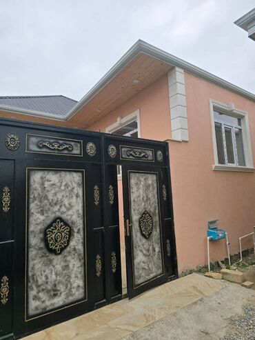 Həyət evləri və villaların satışı: Binəqədi qəs. 3 otaqlı, 90 kv. m, Yeni təmirli