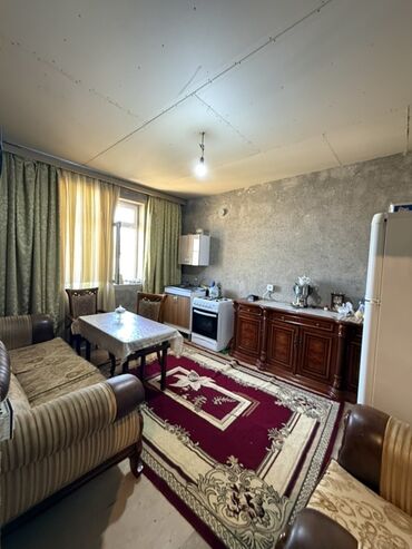 Həyət evləri və villaların satışı: 5 otaqlı, 240 kv. m, Kredit yoxdur, Təmirsiz — 10