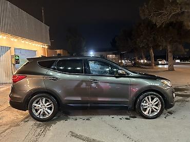 Hyundai: Hyundai Santa Fe: 2 l | 2013 il Sedan — 7