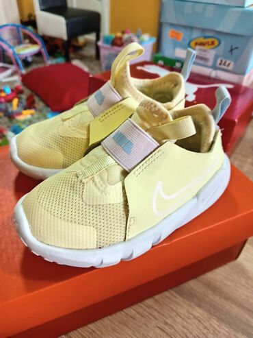 new balance 38: Nike, Size - 22 at lalafo.rs new balance 38: Nike, Size - 22