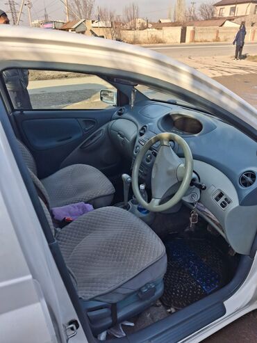 тайота виш 1 8: Toyota Vitz: 2000 г., 1 л, Автомат, Бензин, Хэтчбэк