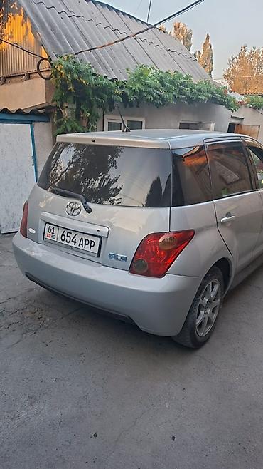 украли: Toyota Ist: 2003 г., 1.3 л, Бензин, Хэтчбэк — 4