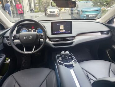 Трансфер, пассажирские перевозки: По региону, Аэропорт, По городу Такси, легковое авто | 4 мест — 5