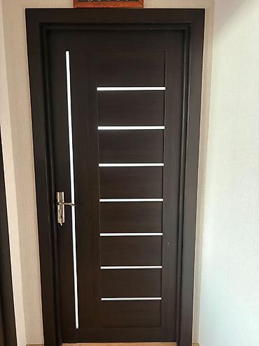 qoşa qapı: 6 ədəd var 
Uzunluğu- 2metr
Eni-80sm — 1