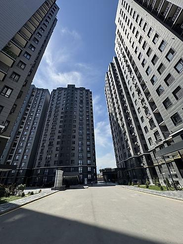 18: 1 комната, 33 м², Ала-Арча ТРЦ Индивидуалка, 18 этаж, Свежий ремонт — 1