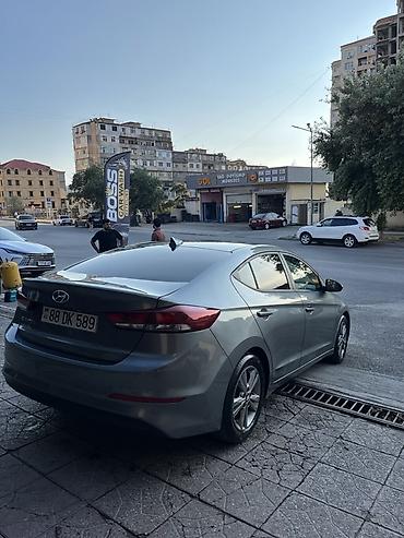 kia servis ehtiyat hisseleri: Hyundai Elantra – sedan, geniş və rahat salon Özəlliklər: - Qara — 6
