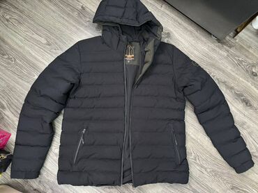 superdry bomber jakna: Odlična, kao nova, NOTTA REAL jakna, XXL veličine a uz nju na poklon