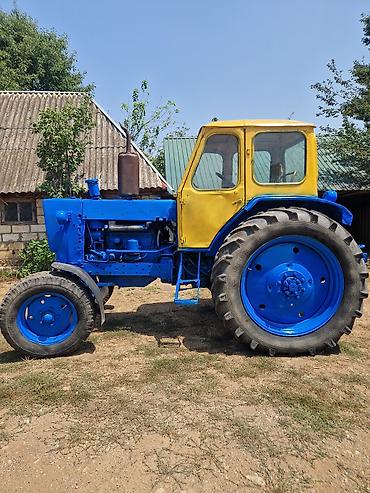 Traktorlar: Traktor və dırmıq ot yığan araba(presiv) Traktor MTZ tipli (klassik — 7