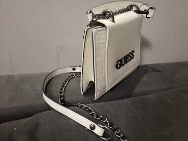 krznene torbe: Torba za rame, Guess, Materijal: Koža