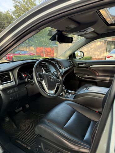 Toyota: Toyota Highlander: 2018 г., 3.5 л, Автомат, Бензин, Кроссовер — 8