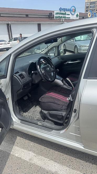 auris: Toyota Auris: 2007 г., Робот, Бензин, Хэтчбэк — 4