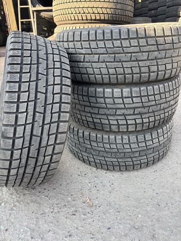 Шины: Шины 215 / 50 / R 17, Зима, Б/у, Комплект, Легковые, Япония, Yokohama — 1