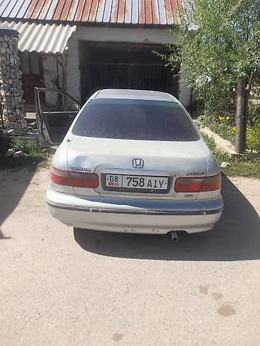 Honda Accord: 1999 г., 1.6 л, Механика, Бензин, Седан — 10