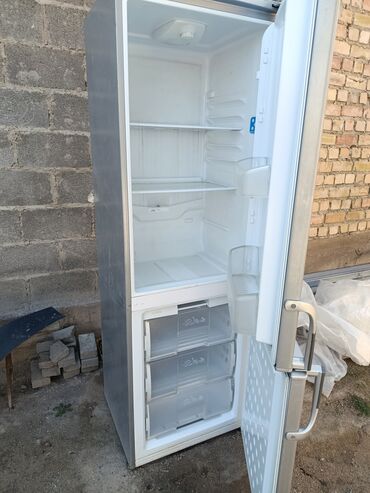крепление на тв: Муздаткыч Beko, Эки камералуу