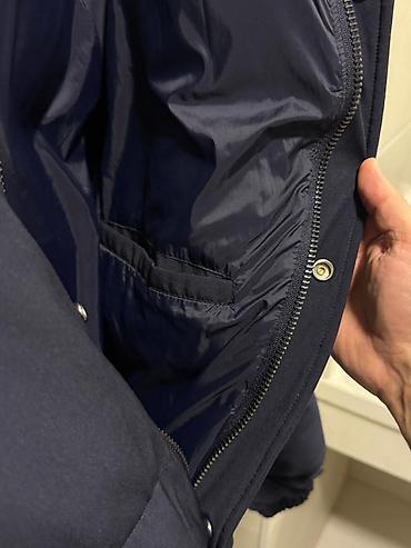 куртка zara: Su keçirməz və isti balonka tipli original Zara kurtkasıdır. 3-4dəfə — 6