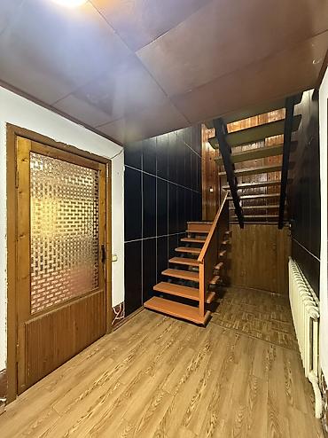 Продажа коттеджей и домов: 🏡 Продаётся дом в Новопавловке 📍 Адрес: ул. Школьная, 28 📐 Общая — 5