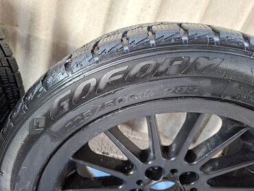 продаю в связи с переездом: Дөңгөлөктөр монтажда 225 / 50 / R 17, Кыш, Колдонулган, Комплект, Жеңил унаалар, тешиктери - 5