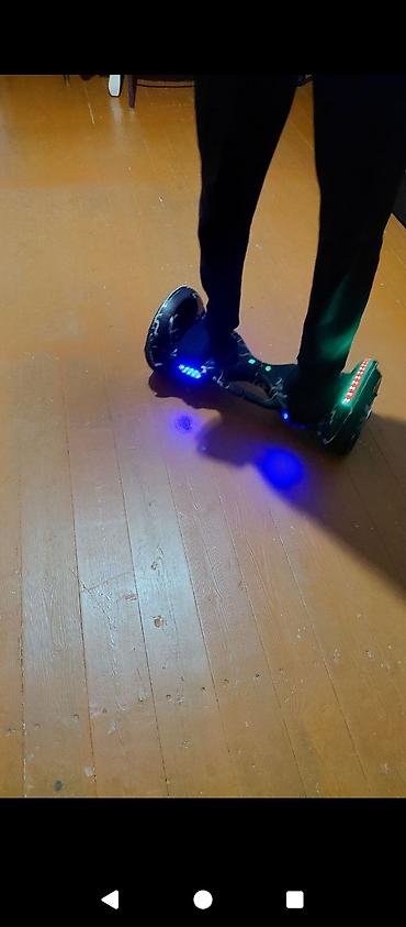 Elektrik hoverboard (özüntarazlayan skuter) Yaxşı vezyetde akmulaytir lalafo.az -da Elektrik hoverboard (özüntarazlayan skuter) Yaxşı vezyetde akmulaytir