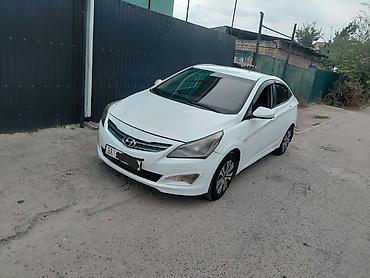 Hyundai Solaris: 2015 г., 1.6 л, Автомат, Газ, Седан