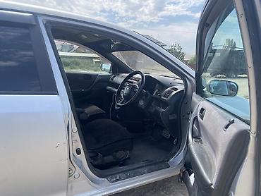 civik: Honda Civic: 2002 г., 1.7 л, Вариатор, Бензин, Хэтчбэк — 8