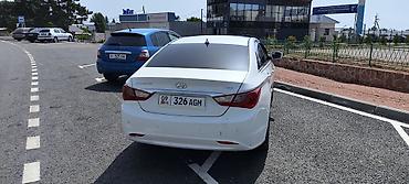 lexus gs 200: Hyundai Sonata: 2011 г., 2 л, Типтроник, Газ, Седан — 2