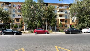 аренда помещений в баку под кафе: Sumqayıt şəhəri 14cu kvartalda yerləşən 30 kvadrat obyekt satılır