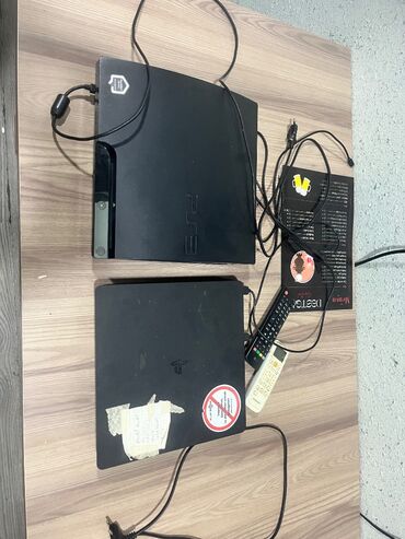 Kimya: Ps 4 ve Ps 3 satiram her ikisi islek vezyetdedi ps 4 3 orjinal pultu