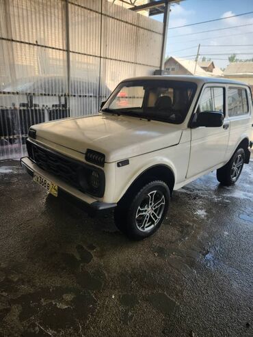 расрочка машина бишкек: ВАЗ (ЛАДА) 4x4 Niva: 2019 г., 1.7 л, Механика, Бензин, Жол тандабас