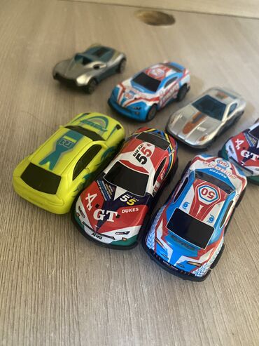 Игрушки: Все это стоит по 100сом железные