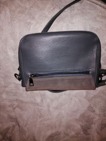 Другие сумки: . Новые. Красивые,классные сумочки. Фиолетовая сумочка, есть — 12