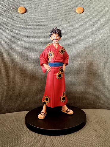 цепь золотая: Фигурка Monkey D.Luffy One Piece Оригинал, привезен из Японии. К