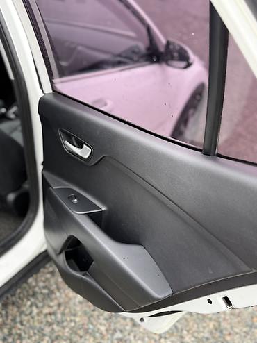 Kia: Kia Stonic: 2019 г., 1.4 л, Автомат, Бензин, Кроссовер — 8