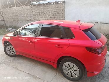 BYD: BYD E2: 2021 г., Электромобиль, Хэтчбэк — 5