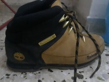 Timberland boot, New model, used only 2 months, Orginal. Waterproof