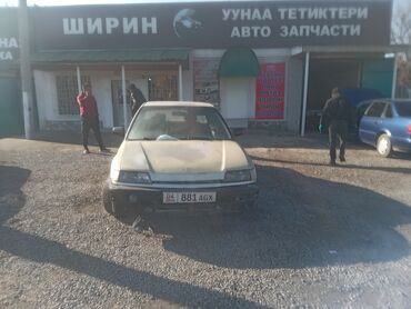 honda civic 1990: Honda Civic: 1990 г., 1.3 л, Механика, Бензин, Седан