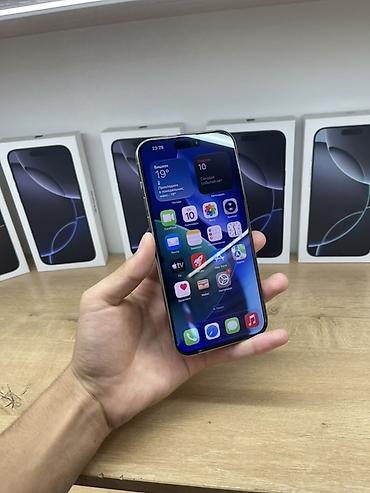 osh iphone: IPhone 15 Pro, Б/у, 256 ГБ, Natural Titanium, Зарядное устройство, Защитное стекло, Чехол, В рассрочку, 86 % — 2