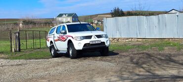 uaz satilir: Mitsubishi L200: 2.5 l | 2008 il 308500 km Pikap