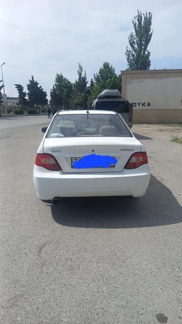 daewoo damas satilir: Daewoo Nexia: 1.5 l | 2010 il Sedan