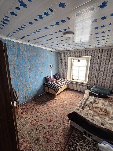 Продажа коттеджей и домов: 3 комнаты, 80 м², 7 соток, Каракол, Собственник — 12