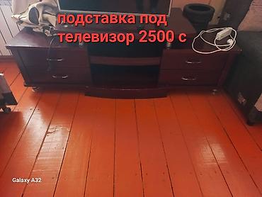 обменяю на: Гарнитур для зала, Новый, Шкаф, ДСП, Самовывоз, цвет - Красный — 3