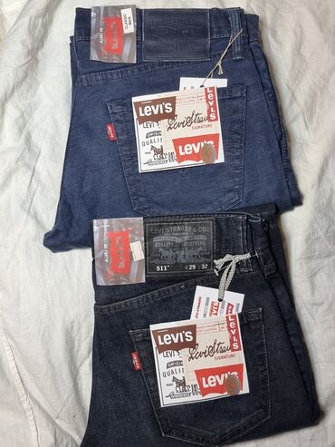 зауженные джинсы для мужчин: Джинсы "LEVIS " НОВЫЕ ТУРЦИЯ. Однотонные синие Материал средний НЕ
