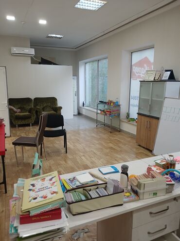 Ofislər: Bakixanov qes.(Razin), Nazim Ismayilov kuc-de obyektin 2mertebenin (2 — 3