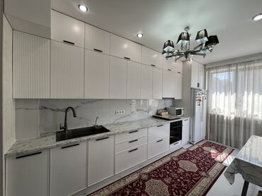 долгосрочная аренда домов в алматы без посредников: 4 бөлмө, 130 кв. м, Элитка, 7 кабат, Евроремонт