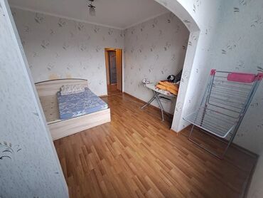 Продажа квартир: 2 комнаты, 67 м², 106 серия, 2 этаж, Косметический ремонт