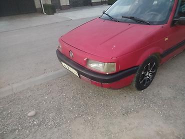буксиры: Volkswagen Passat: 1990 г., Седан — 4
