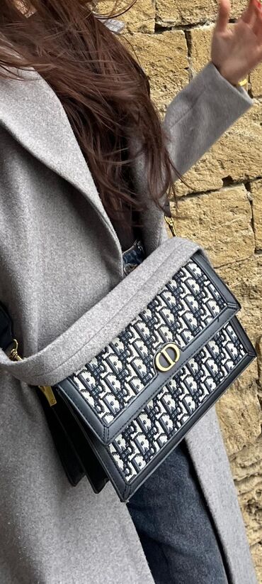 biogellr dirnaqlar v kutikul uecuen vasitlr: 15azn 2defe isdifade olunub, ünvan azadliq metrosu sosun qariwisi