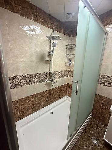 bakıda kiraye ev: Qara Qarayev metrosunun yaxını, İnci Sarayın yanında, yeni tikili, 17 — 9