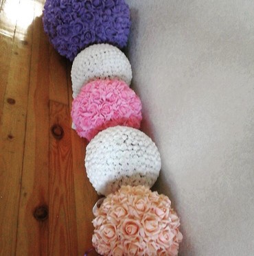 Süni güllər: Gül topları. El işleridi hamısı. Ad günü, xına yaxdı, nişan, toy — 6