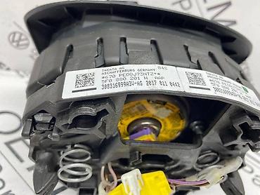 dobar dan italijanski: AIRBAG VOLANA ZA SEAT LEON - 5F0 880 201 H | Airbag u volanu za Seat — 5